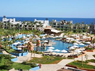 Crowne Plaza Resort Sahara Sands Port Ghalib Bagian luar foto